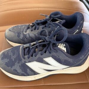 New Balance Navy and White Turf Shoes 5Y